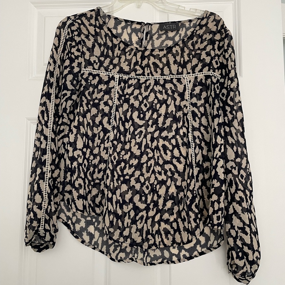ASTR Leopard Print Blouse